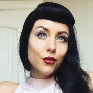 Meet your Posher, Noëlle